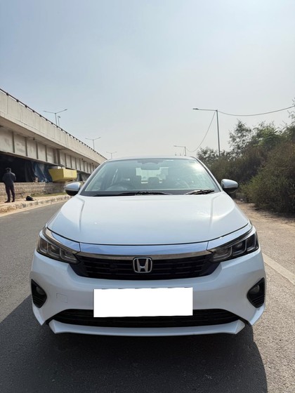 Second-hand 2023 Honda City VX CVT for sale in New Delhi