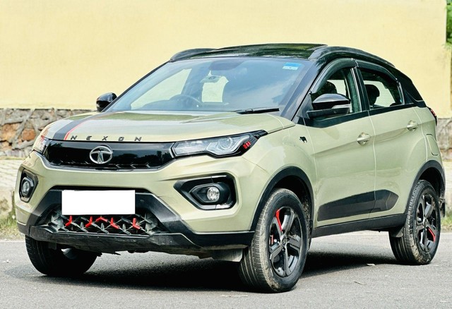 Second-hand 2022 Tata Nexon XZA Plus Kaziranga Edition AMT for sale in New Delhi-5