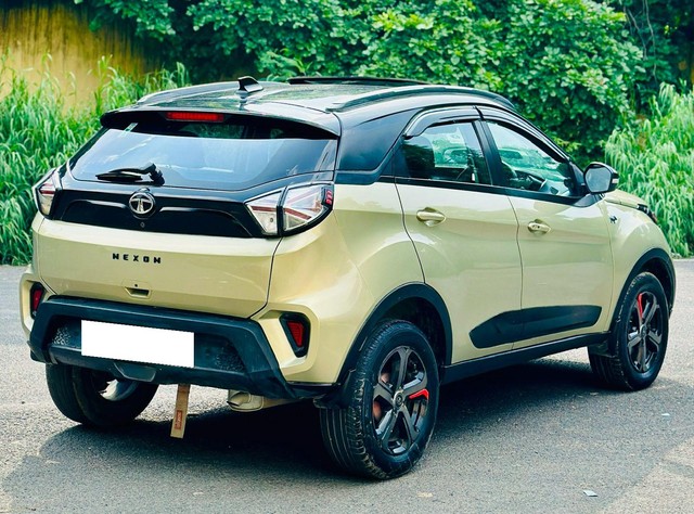 Second-hand 2022 Tata Nexon XZA Plus Kaziranga Edition AMT for sale in New Delhi-9