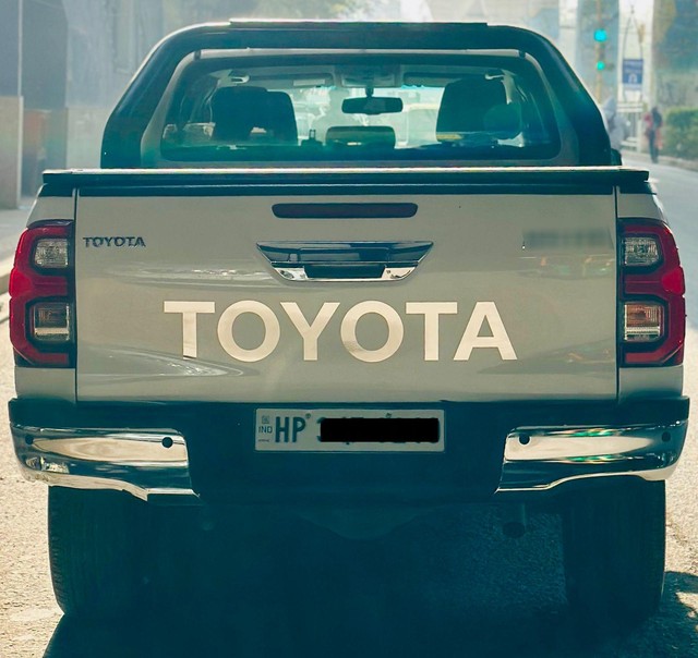Second-hand 2023 Toyota Hilux High AT BSVI for sale in New Delhi-6