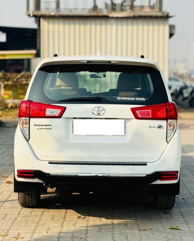 Second-hand 2024 Toyota Innova Crysta 2.4 Zx 7Str for sale in Surat-2