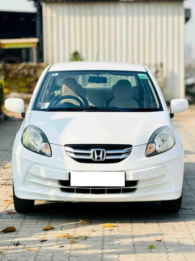 Second-hand 2015 Honda Amaze EX i-Vtech for sale in Surat-2