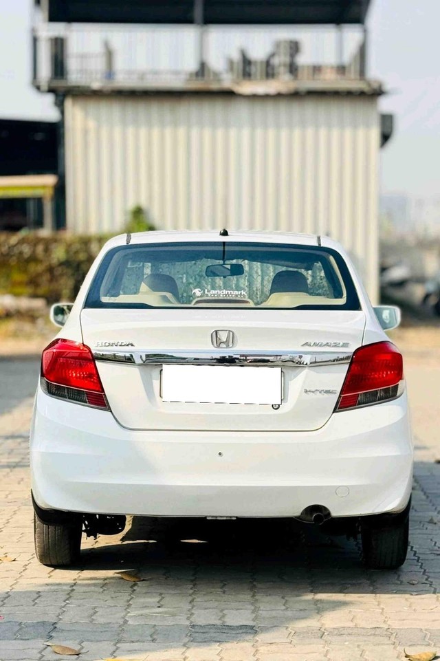 Second-hand 2015 Honda Amaze EX i-Vtech for sale in Surat-1