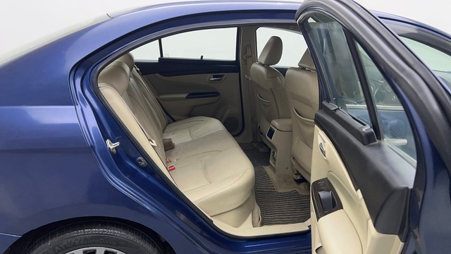 Second-hand 2018 Maruti Suzuki Ciaz Petrol for sale in Ghaziabad-33