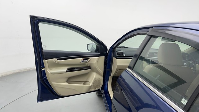 Second-hand 2018 Maruti Suzuki Ciaz Petrol for sale in Ghaziabad-24