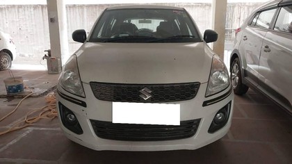 Second-hand 2015 Maruti Suzuki Swift LXI BSIV for sale in Gwalior