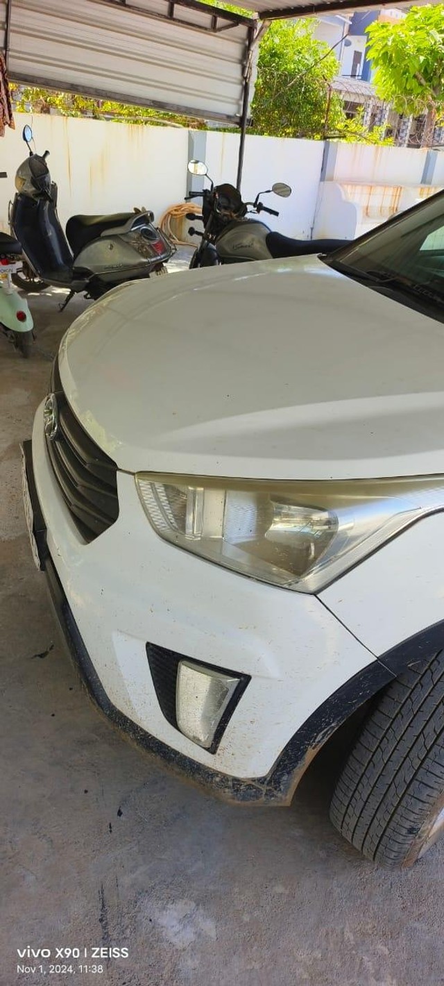 Second-hand 2017 Hyundai Creta 1.4 CRDi Base for sale in Rajkot-3