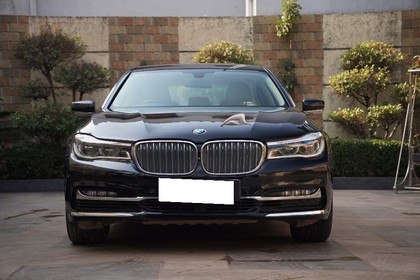 Second-hand 2019 BMW 7 Series 730Ld DPE Signature for sale in Raipur
