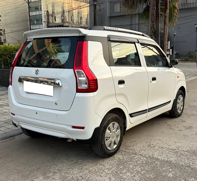 Second-hand 2022 Maruti Wagon R CNG LXI for sale in Indore-7