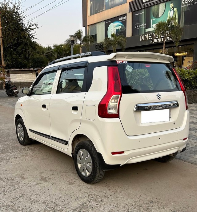 Second-hand 2022 Maruti Wagon R CNG LXI for sale in Indore-8