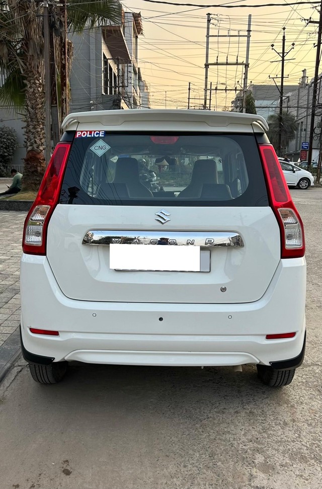 Second-hand 2022 Maruti Wagon R CNG LXI for sale in Indore-2
