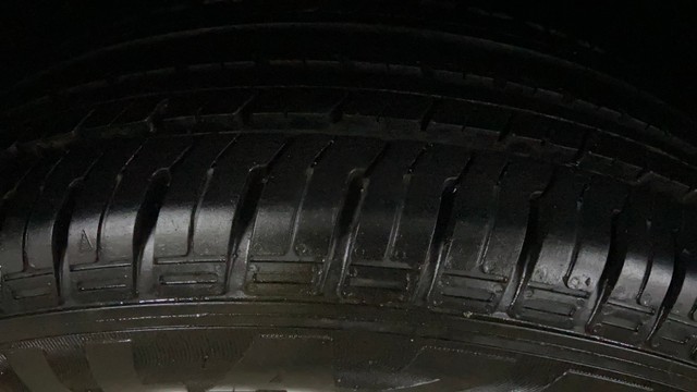 Second-hand 2017 Ford Ecosport 1.5 Diesel Trend BSIV for sale in Surat-29