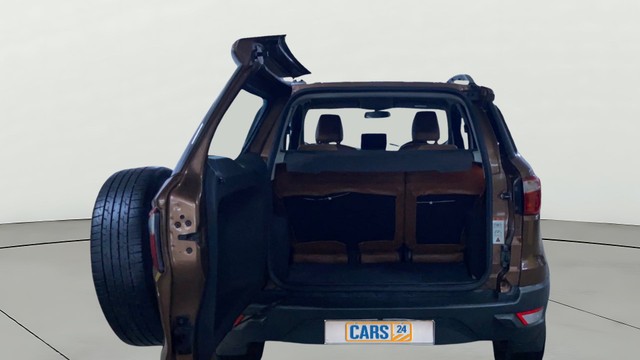 Second-hand 2017 Ford Ecosport 1.5 Diesel Trend BSIV for sale in Surat-20