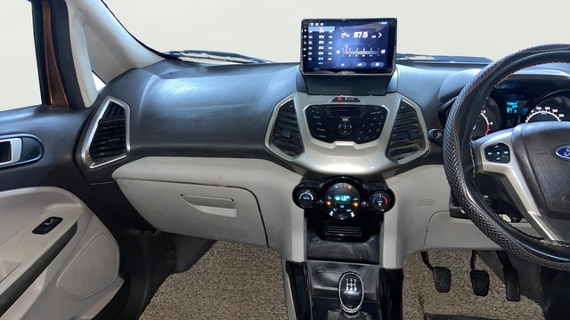 Second-hand 2017 Ford Ecosport 1.5 Diesel Trend BSIV for sale in Surat-22