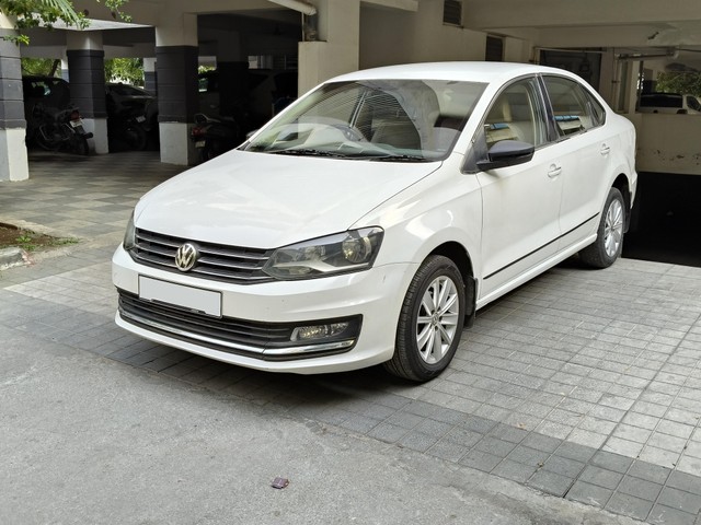 Second-hand 2016 Volkswagen Vento 1.5 TDI Highline AT for sale in Hyderabad-2