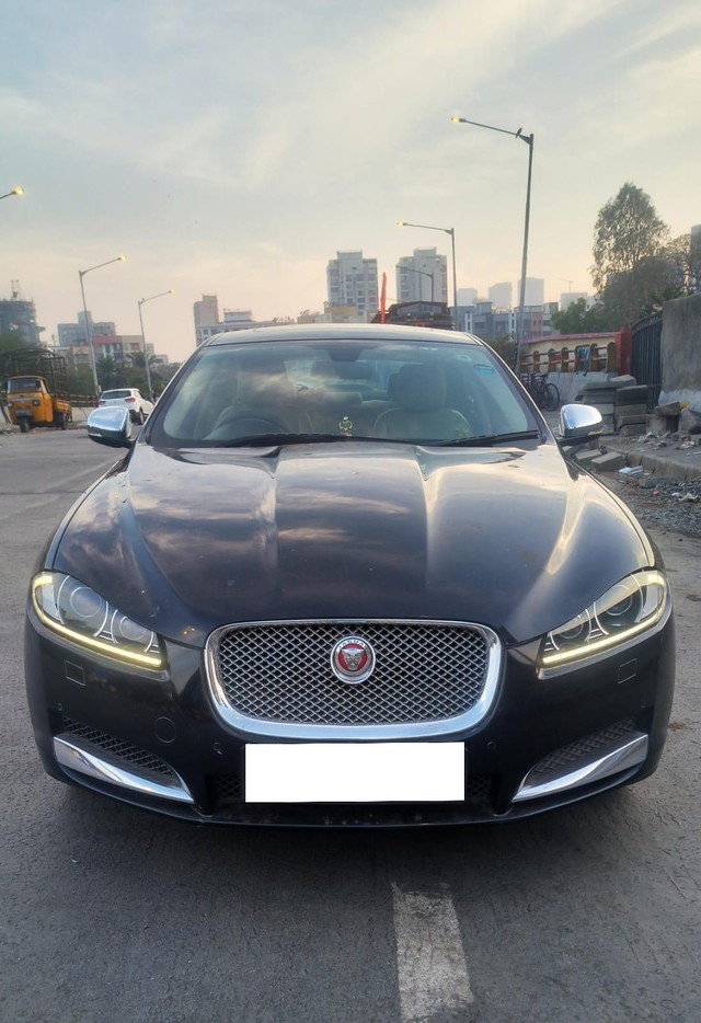 Jaguar XF 2.2 Litre Luxury Second-hand 2013 Jaguar XF 2.2 Litre Luxury for sale in Mumbai-0