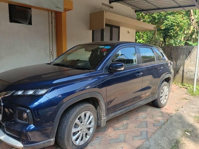 Second-hand 2024 Maruti Suzuki Grand Vitara Sigma for sale in Thrissur-3