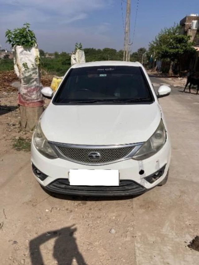Second-hand 2016 Tata Zest Quadrajet 1.3 75PS XMS for sale in Ahmedabad-2