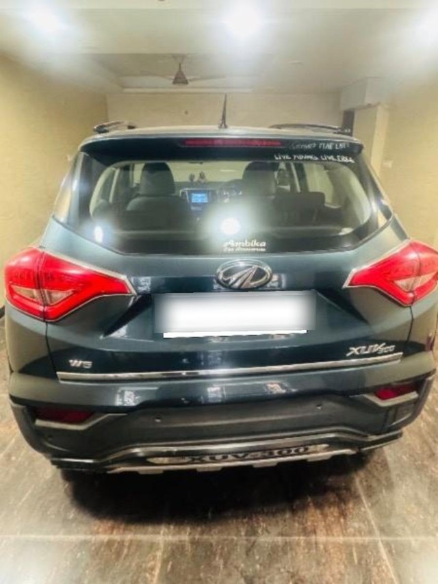 Second-hand 2019 Mahindra XUV300 W6 Diesel BSIV for sale in New Delhi-5