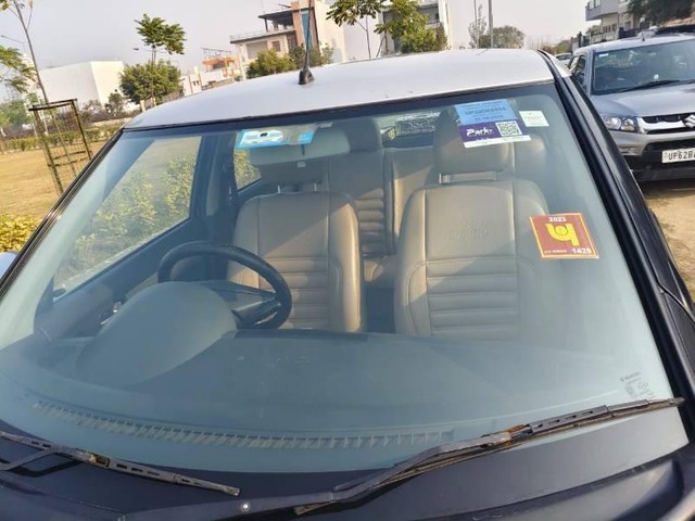 Second-hand 2010 Maruti Swift Dzire LXi for sale in Lucknow-9