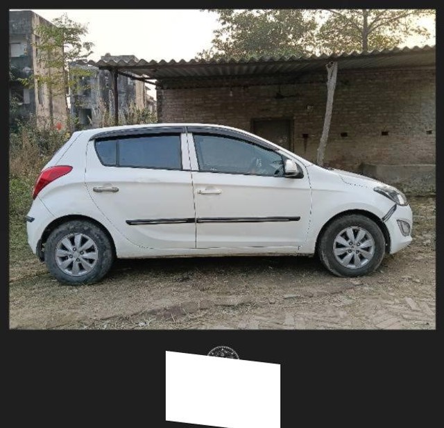 Second-hand 2013 Hyundai i20 Sportz 1.2 for sale in Mau-1