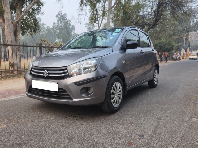 Second-hand 2017 Maruti Celerio VXI for sale in Noida-3