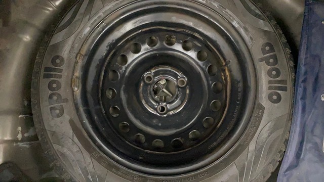 Second-hand 2020 Renault KWID 1.0 RXT AMT Opt for sale in Gulbarga-27