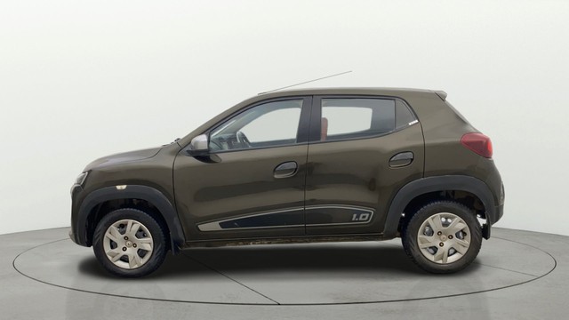 Second-hand 2020 Renault KWID 1.0 RXT AMT Opt for sale in Gulbarga-5
