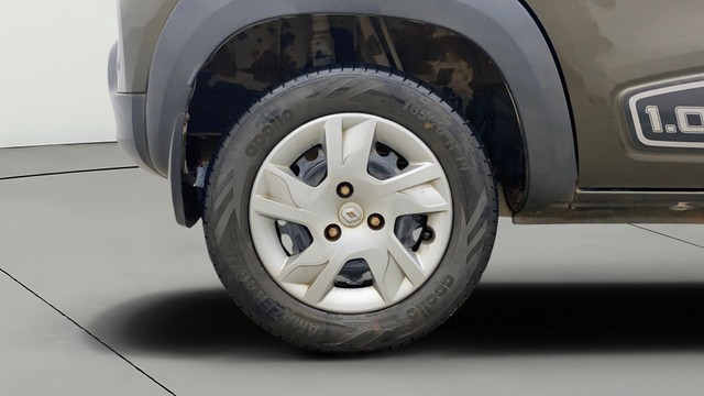 Second-hand 2020 Renault KWID 1.0 RXT AMT Opt for sale in Gulbarga-24