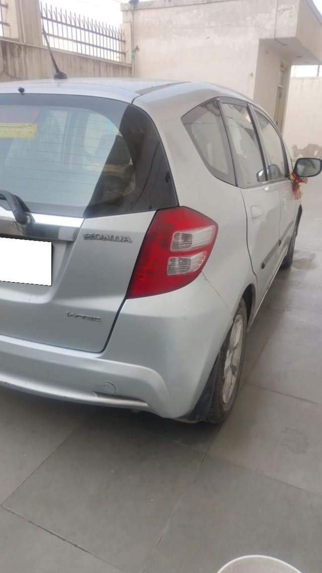 Second-hand 2011 Honda Jazz Select Edition for sale in Greater Noida-2