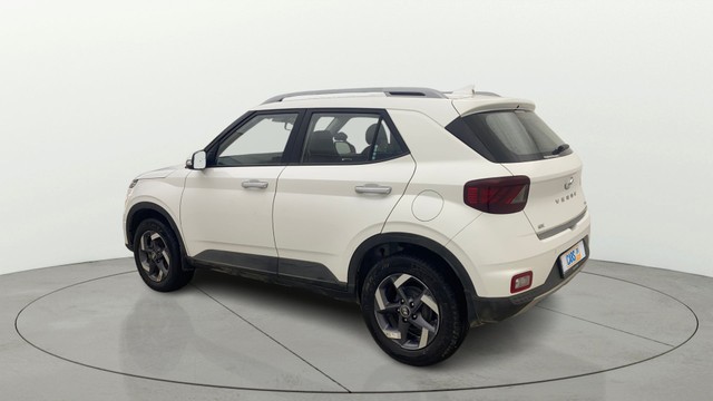 Second-hand 2021 Hyundai Venue SX Opt iMT for sale in Gulbarga-4