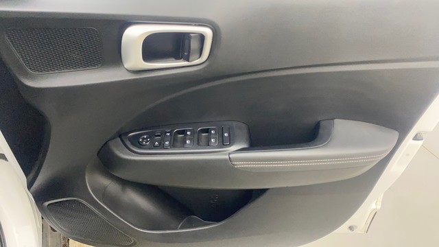 Second-hand 2021 Hyundai Venue SX Opt iMT for sale in Gulbarga-17