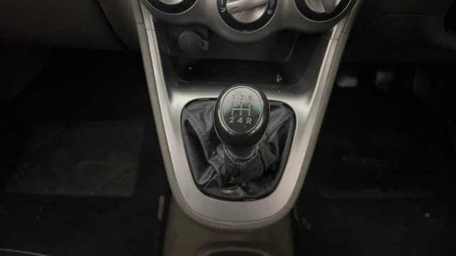 Second-hand 2015 Hyundai i10 Magna 1.1 for sale in Kanpur-12