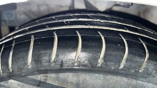 Second-hand 2015 Hyundai i10 Magna 1.1 for sale in Kanpur-38