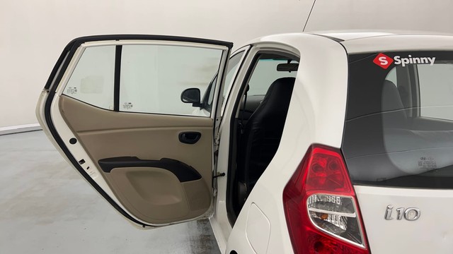 Second-hand 2015 Hyundai i10 Magna 1.1 for sale in Kanpur-27