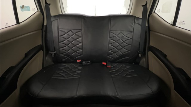 Second-hand 2015 Hyundai i10 Magna 1.1 for sale in Kanpur-23