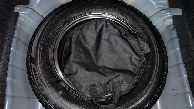 Second-hand 2024 Tata Altroz XZA DCT for sale in Mumbai-21