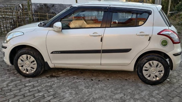 Second-hand 2014 Maruti Swift VVT VXI for sale in Sonitpur-2