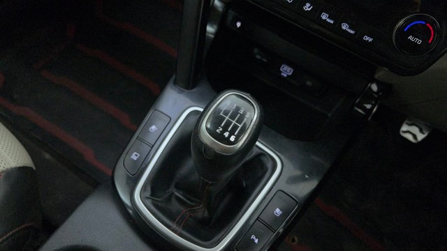 Second-hand 2019 Kia Seltos GTX Plus for sale in Bangalore-12