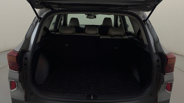 Second-hand 2019 Kia Seltos GTX Plus for sale in Bangalore-9