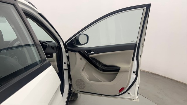 Second-hand 2022 Tata Nexon XZ Plus (O) Diesel for sale in Chandigarh-16