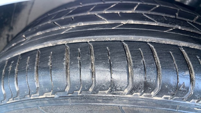 Second-hand 2024 Hyundai i20 Asta 1.2 for sale in Ghaziabad-36