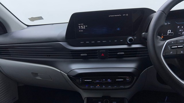 Second-hand 2024 Hyundai i20 Asta 1.2 for sale in Ghaziabad-28