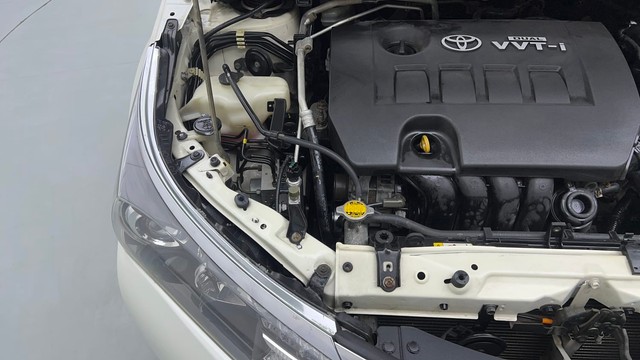 Second-hand 2016 Toyota Corolla Altis Petrol LE for sale in Ghaziabad-36