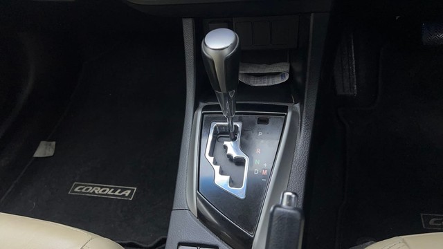 Second-hand 2016 Toyota Corolla Altis Petrol LE for sale in Ghaziabad-12