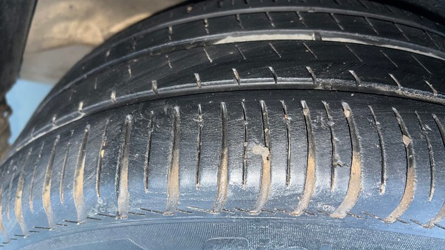 Second-hand 2016 Toyota Corolla Altis Petrol LE for sale in Ghaziabad-39