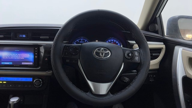 Second-hand 2016 Toyota Corolla Altis Petrol LE for sale in Ghaziabad-31