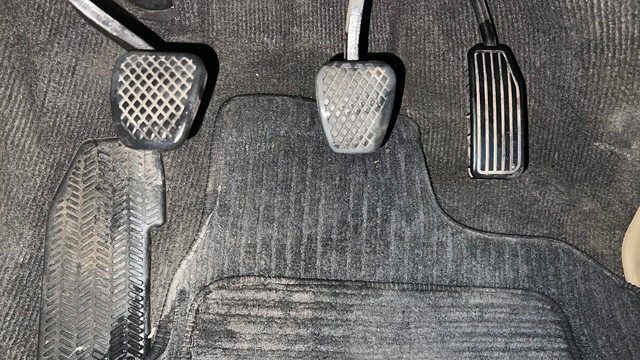 Second-hand 2012 Honda City V MT for sale in Coimbatore-14