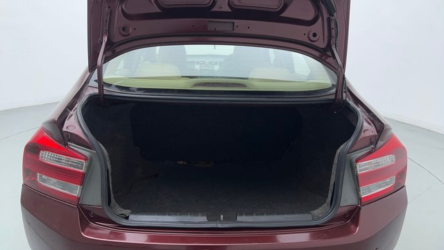 Second-hand 2012 Honda City V MT for sale in Coimbatore-9