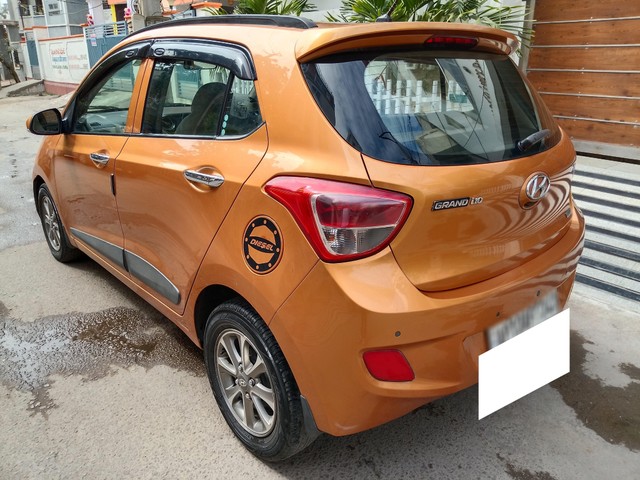 Second-hand 2013 Hyundai Grand i10 CRDi Asta for sale in Hyderabad-3
